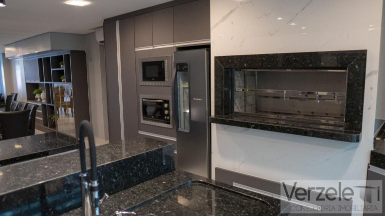 Imagem Apartamento com 4 Quartos para Temporada, 250 m² em Centro - Balneário Camboriú