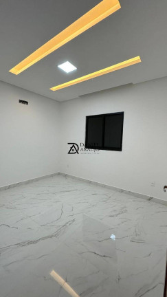 Imagem Casa com 3 Quartos à Venda, em Mossoró Imagem Casa com 3 Quartos à Venda, em Mossoró