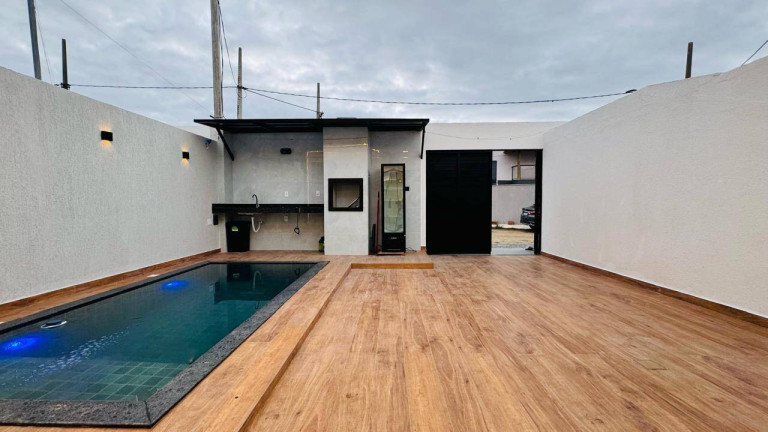 Imagem Casa com 2 Quartos à Venda, 60 m² em Jardim Peró - Cabo Frio Imagem Casa com 2 Quartos à Venda, 60 m² em Jardim Peró - Cabo Frio