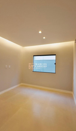 Imagem Casa com 4 Quartos à Venda, 247 m² em Coqueiro - Belém Imagem Casa com 4 Quartos à Venda, 247 m² em Coqueiro - Belém