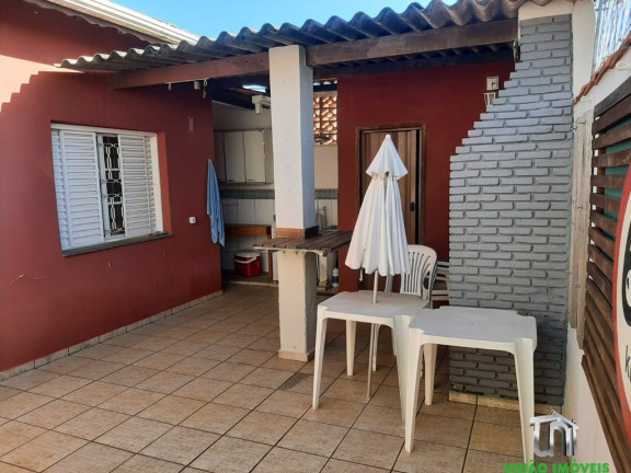 Imagem Casa com 3 Quartos à Venda, 170 m² em Vila Batista - Bragança Paulista Imagem Casa com 3 Quartos à Venda, 170 m² em Vila Batista - Bragança Paulista