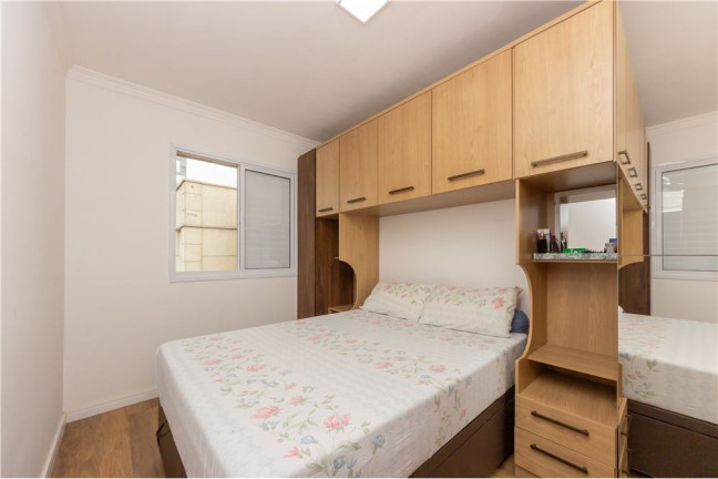 Imagem Imóvel com 2 Quartos à Venda, em Vila Tolstoi - São Paulo Imagem Imóvel com 2 Quartos à Venda, em Vila Tolstoi - São Paulo