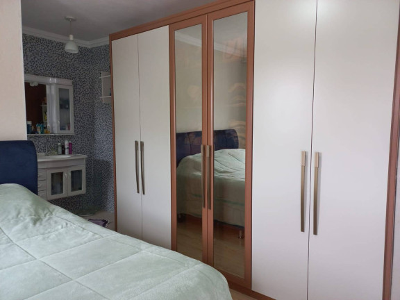 Imagem Casa com 3 Quartos à Venda, em São Paulo Imagem Casa com 3 Quartos à Venda, em São Paulo