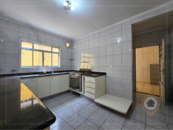 Imagem Casa com 4 Quartos à Venda, 180 m² em Guarulhos Imagem Casa com 4 Quartos à Venda, 180 m² em Guarulhos