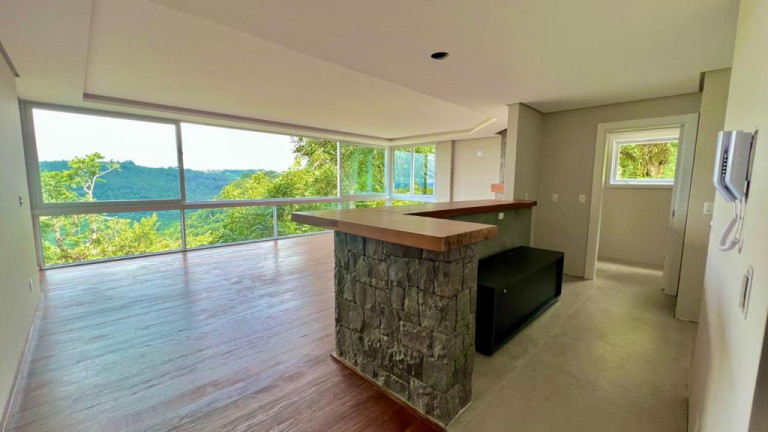 Imagem Imóvel com 2 Quartos à Venda, 117 m² em Jardim Bela Vista - Gramado Imagem Imóvel com 2 Quartos à Venda, 117 m² em Jardim Bela Vista - Gramado