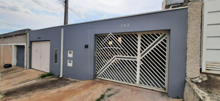 Imagem Casa com 2 Quartos à Venda, 170 m² em Jardim Santa Terezinha - Campinas Imagem Casa com 2 Quartos à Venda, 170 m² em Jardim Santa Terezinha - Campinas