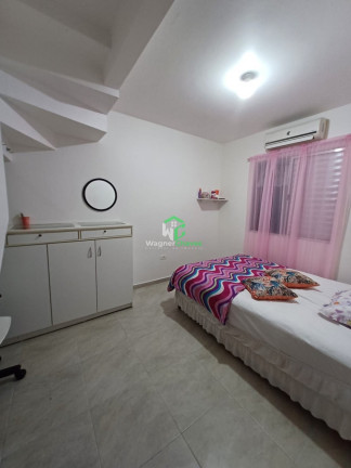 Imagem Sobrado com 4 Quartos para Alugar ou Temporada, 150 m² em Monções - Matinhos Imagem Sobrado com 4 Quartos para Alugar ou Temporada, 150 m² em Monções - Matinhos