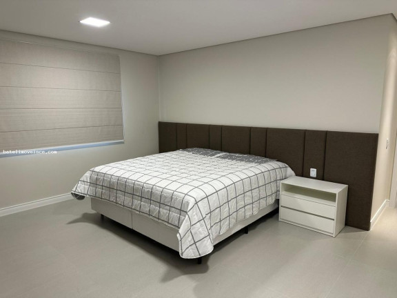 Imagem Casa de Condomínio com 4 Quartos à Venda, 275 m² em Cidade Alpha - Eusébio Imagem Casa de Condomínio com 4 Quartos à Venda, 275 m² em Cidade Alpha - Eusébio