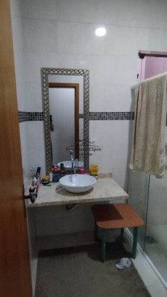 Imagem Sobrado com 2 Quartos à Venda, 205 m² em Vila Roma - Roseira Imagem Sobrado com 2 Quartos à Venda, 205 m² em Vila Roma - Roseira