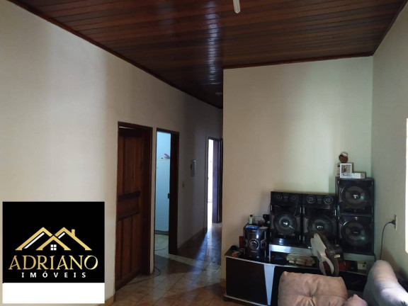 Casa com 3 Quartos à Venda,  em Cuiabá
