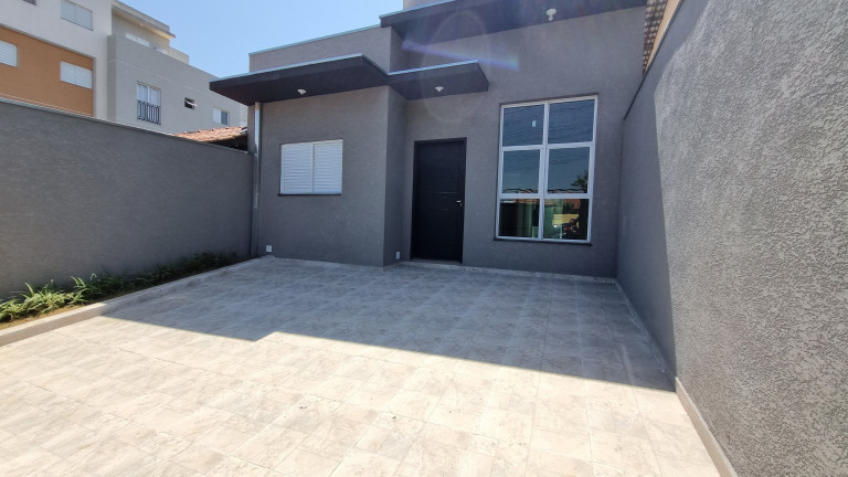 Imagem Casa com 3 Quartos à Venda, 120 m² em Nova Atibaia - Atibaia Imagem Casa com 3 Quartos à Venda, 120 m² em Nova Atibaia - Atibaia