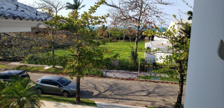 Casa com 5 Quartos à Venda, 330 m² em Jurerê Internacional - Florianópolis