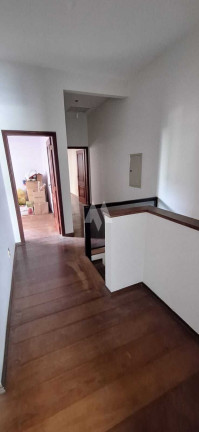 Imagem Casa com 4 Quartos à Venda, 260 m² em Gonzaga - Santos Imagem Casa com 4 Quartos à Venda, 260 m² em Gonzaga - Santos