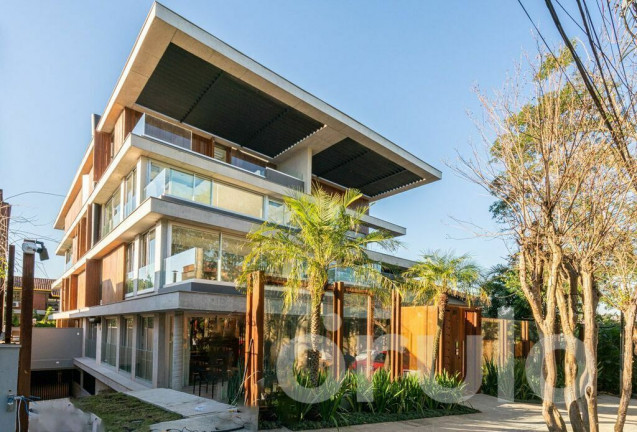 Apartamento com 3 Quartos à Venda, 163 m² em Três Figueiras - Porto Alegre