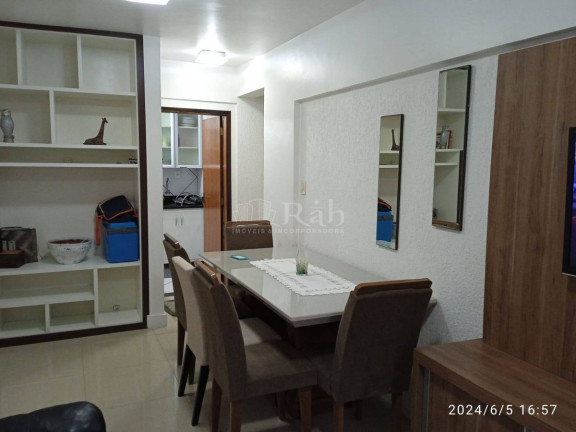 Imagem Apartamento com 2 Quartos à Venda, 70 m² em Pioneiros - Balneário Camboriú