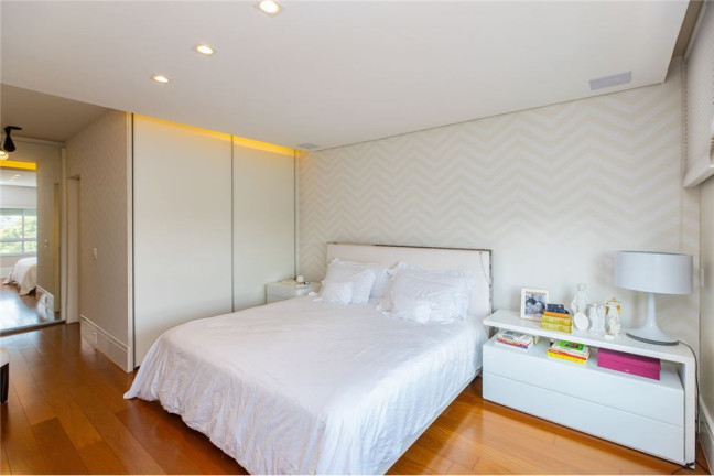 Imagem Apartamento com 4 Quartos à Venda, 251 m² em Campo Belo - São Paulo Imagem Apartamento com 4 Quartos à Venda, 251 m² em Campo Belo - São Paulo