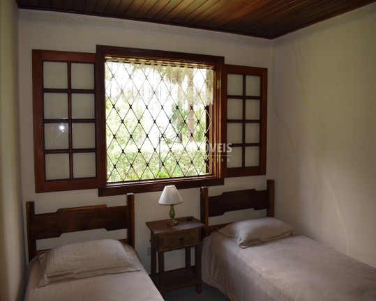 Imagem Casa com 4 Quartos à Venda, 118 m² em Região Do Atalaia - Campos Do Jordão Imagem Casa com 4 Quartos à Venda, 118 m² em Região Do Atalaia - Campos Do Jordão