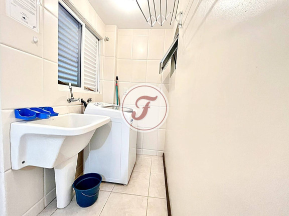 Imagem Sobrado com 2 Quartos para Temporada, em Mariscal - Bombinhas Imagem Sobrado com 2 Quartos para Temporada, em Mariscal - Bombinhas