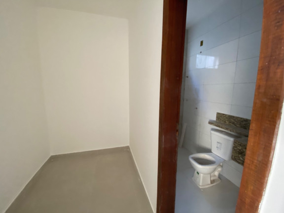 Imagem Casa com 4 Quartos à Venda, 180 m² em Buraquinho - Lauro De Freitas