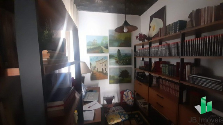Imagem Casa com 3 Quartos à Venda, 180 m² em Cândida Câmara - Montes Claros Imagem Casa com 3 Quartos à Venda, 180 m² em Cândida Câmara - Montes Claros