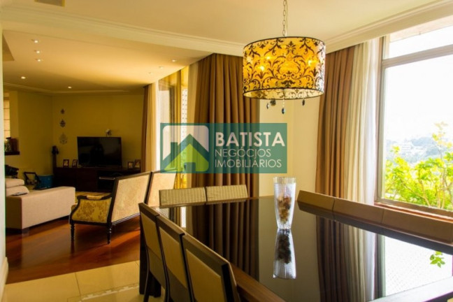 Imagem Apartamento com 3 Quartos à Venda, 248 m² em Vila Gilda - Santo André