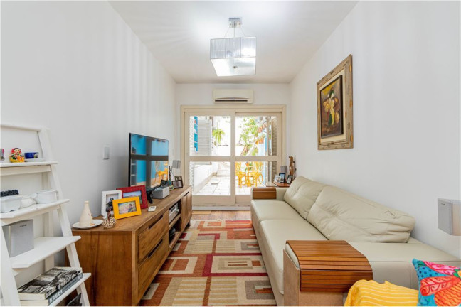 Imagem Apartamento com 2 Quartos à Venda, 118 m² em Auxiliadora - Porto Alegre Imagem Apartamento com 2 Quartos à Venda, 118 m² em Auxiliadora - Porto Alegre