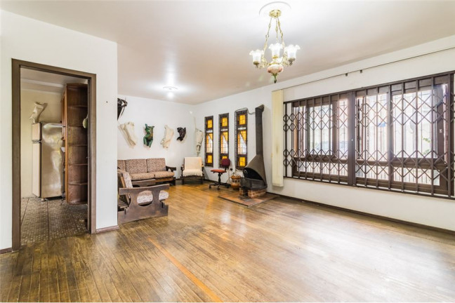 Imagem Casa com 4 Quartos à Venda, 313 m² em Cavalhada - Porto Alegre Imagem Casa com 4 Quartos à Venda, 313 m² em Cavalhada - Porto Alegre