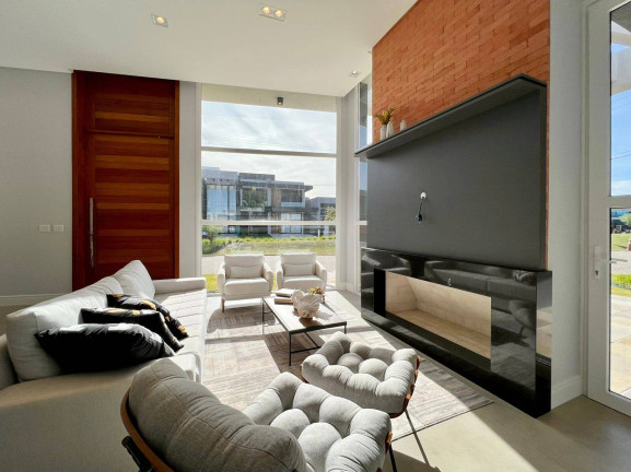 Imagem Casa com 4 Quartos à Venda, em Centro - Xangri-lá Imagem Casa com 4 Quartos à Venda, em Centro - Xangri-lá