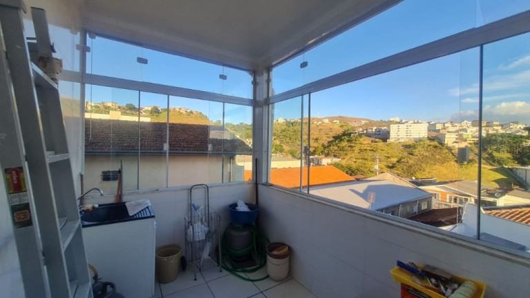Imagem Casa com 3 Quartos à Venda, 126 m² em Jardim Santa Rita - Poços De Caldas Imagem Casa com 3 Quartos à Venda, 126 m² em Jardim Santa Rita - Poços De Caldas