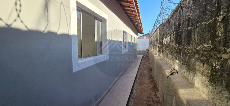 Imagem Casa com 2 Quartos à Venda, 192 m² em Jardim Valéria - Itanhaém Imagem Casa com 2 Quartos à Venda, 192 m² em Jardim Valéria - Itanhaém
