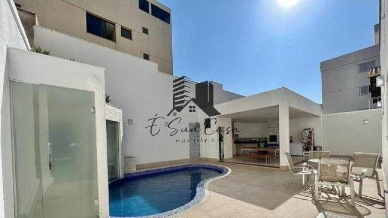 Casa com 5 Quartos à Venda, 350 m² em Castelo - Belo Horizonte