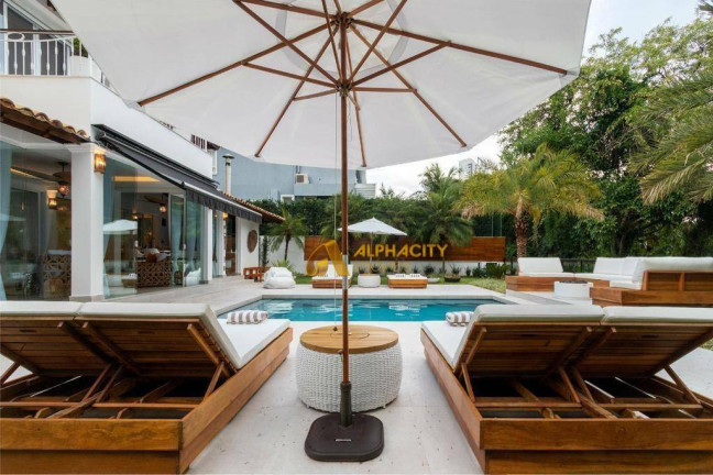 Imagem Casa com 4 Quartos à Venda, 580 m² em Alpha Conde - Barueri Imagem Casa com 4 Quartos à Venda, 580 m² em Alpha Conde - Barueri