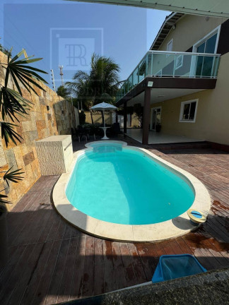Imagem Casa com 4 Quartos à Venda, 330 m² em Precabura - Eusébio
