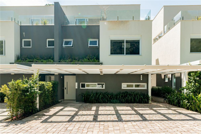 Imagem Casa com 3 Quartos à Venda, 438 m² em Pedra Redonda - Porto Alegre Imagem Casa com 3 Quartos à Venda, 438 m² em Pedra Redonda - Porto Alegre