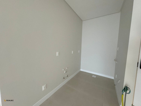 Imagem Apartamento com 2 Quartos à Venda, 91 m² em Palmas - Governador Celso Ramos