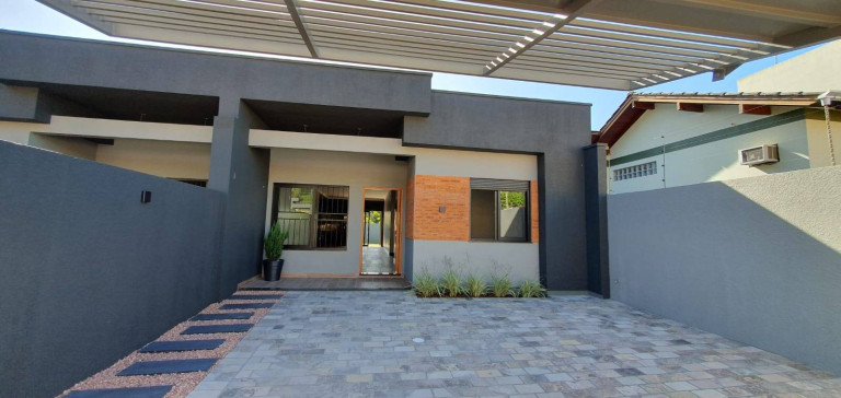 Imagem Casa com 3 Quartos à Venda, em Pinheiro - São Leopoldo Imagem Casa com 3 Quartos à Venda, em Pinheiro - São Leopoldo