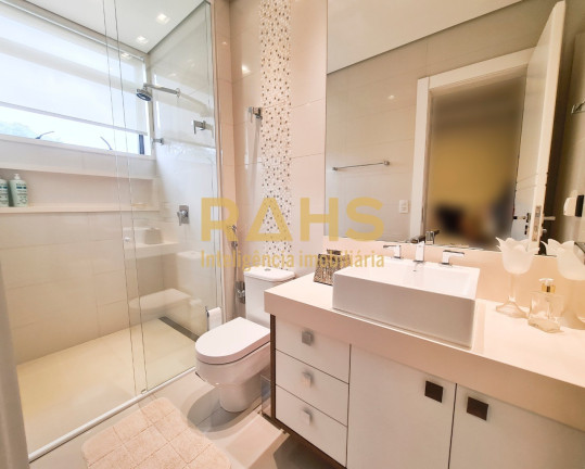 Imagem Apartamento com 3 Quartos à Venda, 307 m² em Atiradores - Joinville