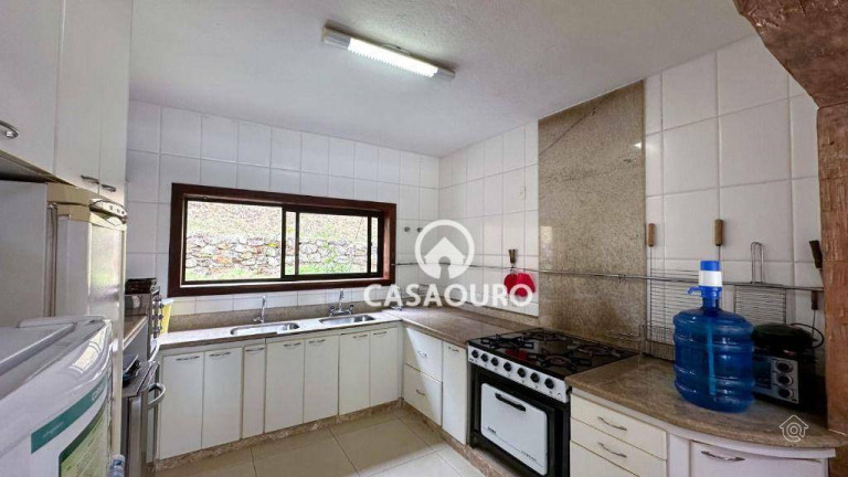 Imagem Casa com 3 Quartos à Venda, 360 m² em Pasargada - Nova Lima Imagem Casa com 3 Quartos à Venda, 360 m² em Pasargada - Nova Lima