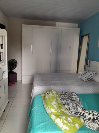 Imagem Casa com 4 Quartos à Venda, 200 m² em Canto Do Forte - Praia Grande Imagem Casa com 4 Quartos à Venda, 200 m² em Canto Do Forte - Praia Grande