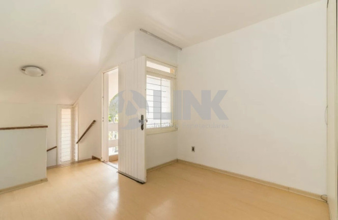 Imagem Casa com 4 Quartos à Venda, 250 m² em Menino Deus - Porto Alegre