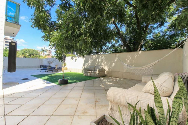 Imagem Apartamento com 2 Quartos à Venda, 247 m² em Higienópolis - Porto Alegre