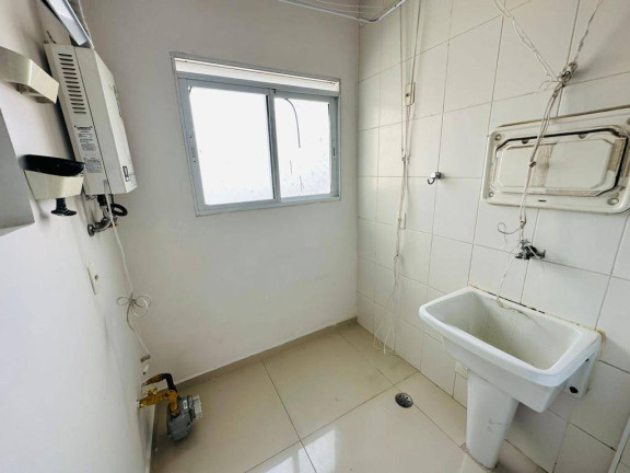 Imagem Apartamento com 3 Quartos à Venda, 79 m² em Jardim Tupanci - Barueri