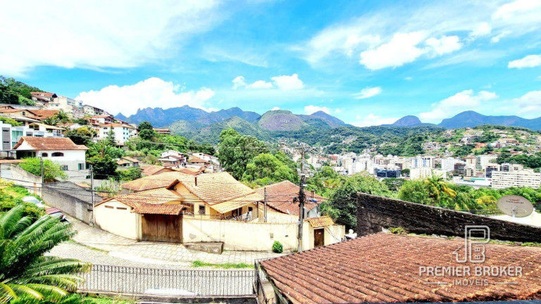 Imagem Casa com 4 Quartos à Venda, 167 m² em Fazendinha - Teresópolis Imagem Casa com 4 Quartos à Venda, 167 m² em Fazendinha - Teresópolis