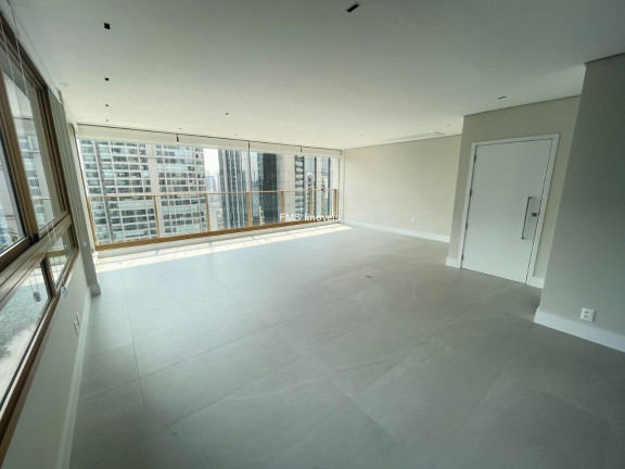 Imagem Imóvel com 3 Quartos para Alugar, 147 m² em Itaim Bibi - São Paulo Imagem Imóvel com 3 Quartos para Alugar, 147 m² em Itaim Bibi - São Paulo