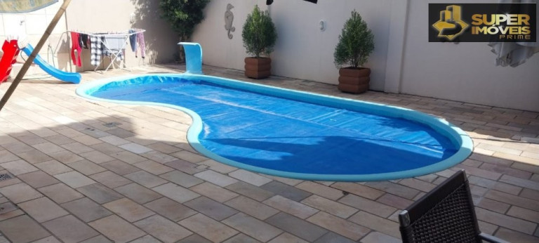 Imagem Casa com 4 Quartos à Venda, 360 m² em Centro - Pelotas