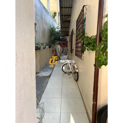 Imagem Casa com 3 Quartos à Venda, 193 m² em Monte Alegre - Camboriú