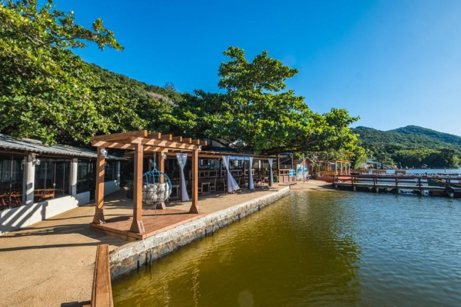 Imagem Casa com 3 Quartos à Venda, 284 m² em Lagoa Da Conceição - Florianópolis Imagem Casa com 3 Quartos à Venda, 284 m² em Lagoa Da Conceição - Florianópolis