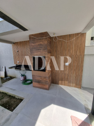 Imagem Casa com 4 Quartos à Venda, 192 m² em Vargem Grande - Rio De Janeiro
