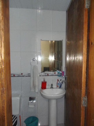 Imagem Casa com 2 Quartos à Venda, 43 m² em Campo De Santana - Curitiba Imagem Casa com 2 Quartos à Venda, 43 m² em Campo De Santana - Curitiba