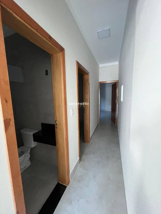 Imagem Casa com 2 Quartos à Venda, 64 m² Imagem Casa com 2 Quartos à Venda, 64 m²